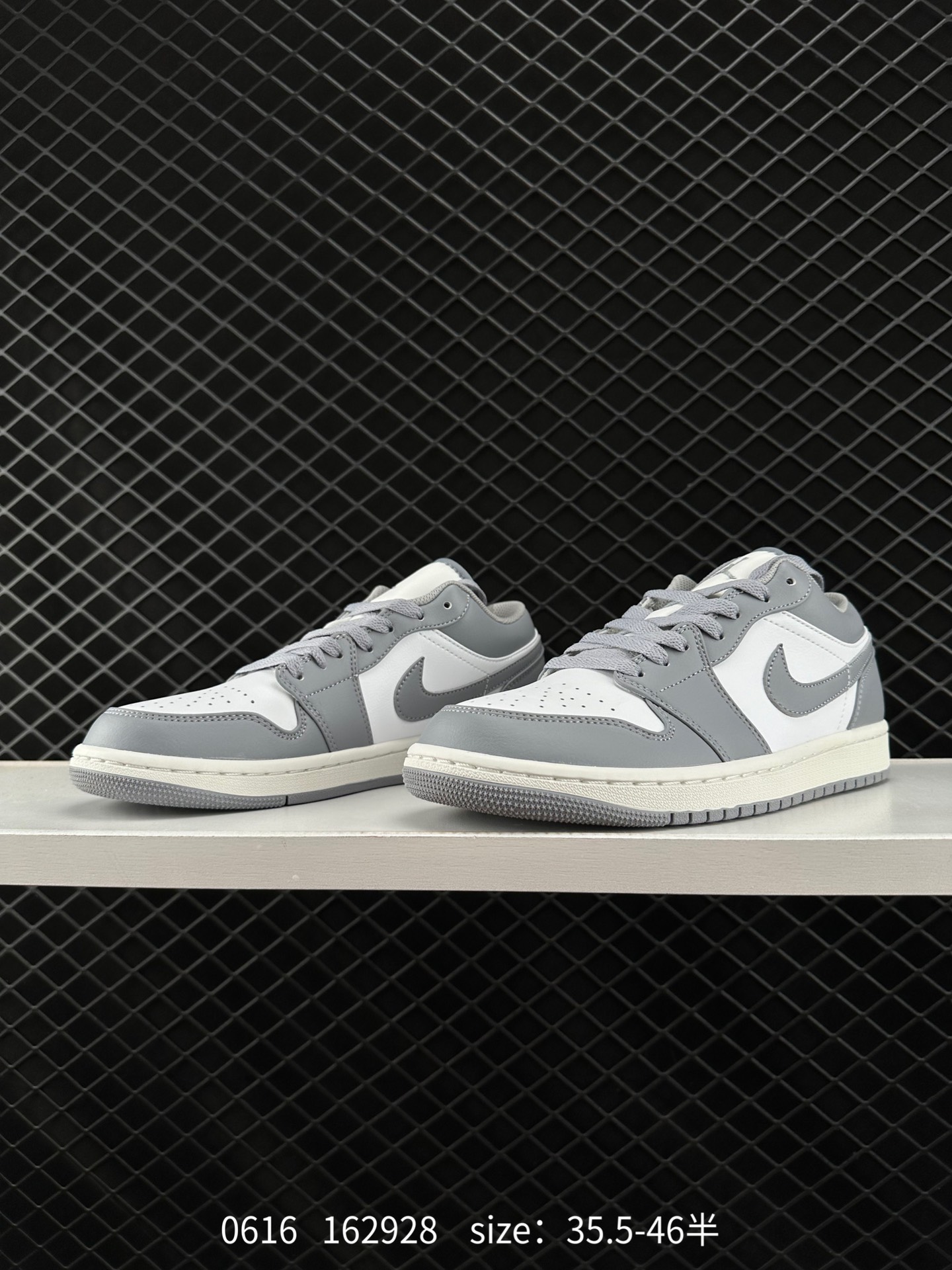 Nike Wmns Air Jordan 1 Low